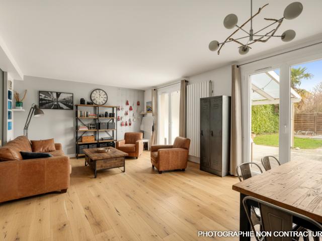 Maison 150 m2 avec GARAGE JARDIN et PISCINE secteur CHATEAU DE L HERS