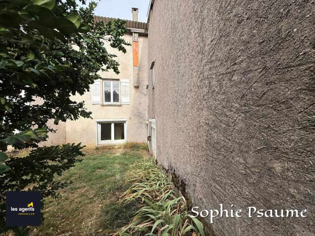 MAISON 150 m2 + 200 m2 DE DEPENDANCES