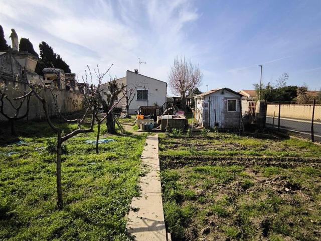 Maison 150M2 sur 900M2 de terrain à Serignan viager occupé 150m² Sérignan