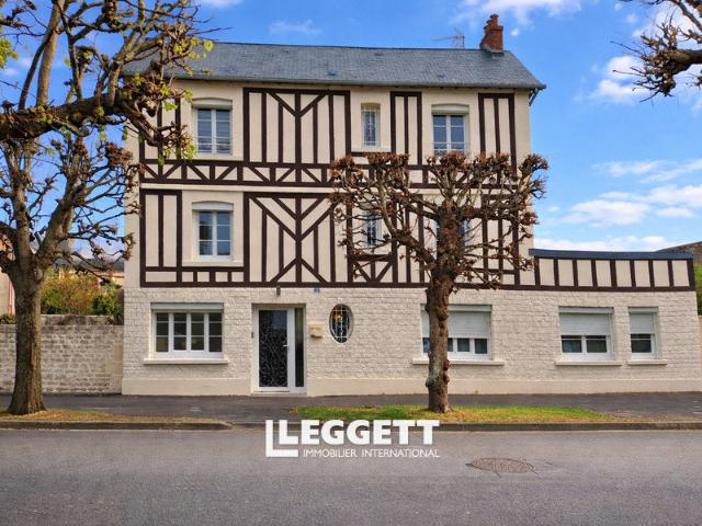 Maison 10 pièces 165 m²