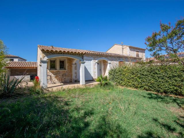Maison 15 pièces 260 m²