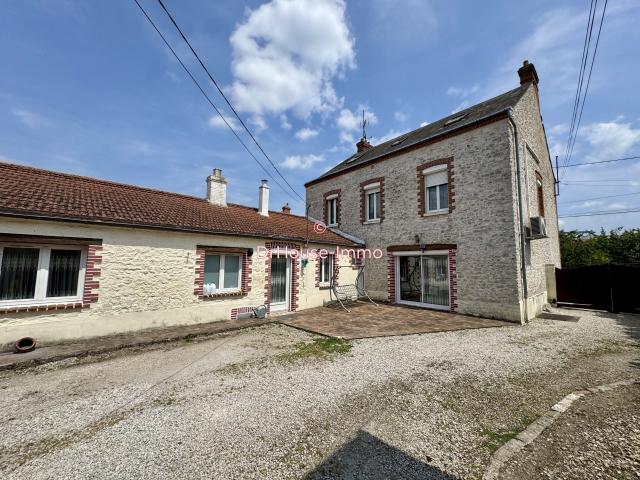 Maison 15 pièces 270 m²