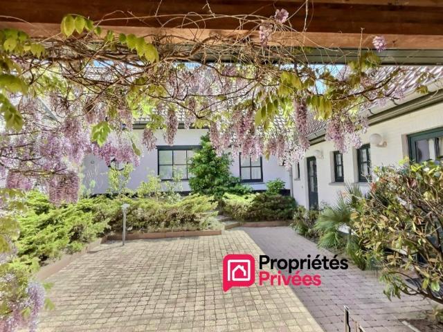 Maison 15 pièces 282 m²