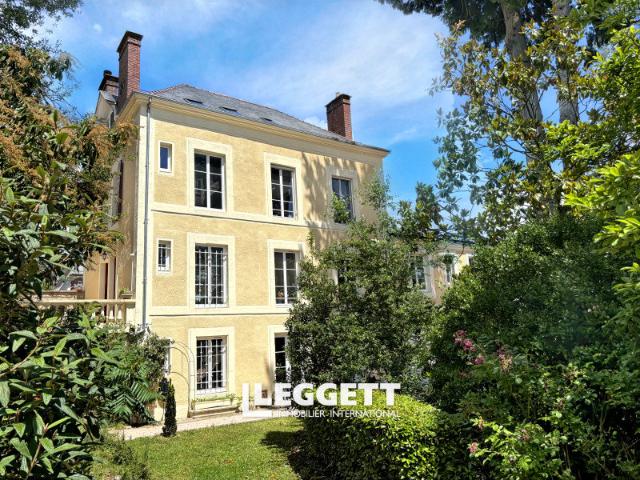 Maison 15 pièces 285 m²