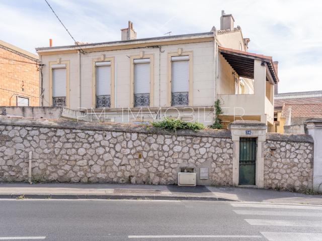 Maison 15 pièces 200 m²