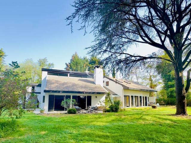Maison 15 pièces 343 m²
