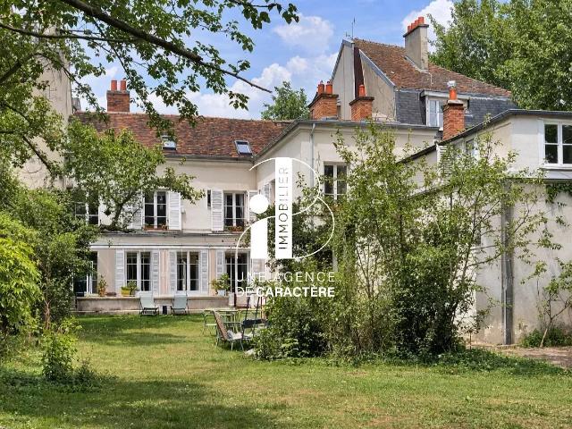 Maison 15 pièces 299 m²