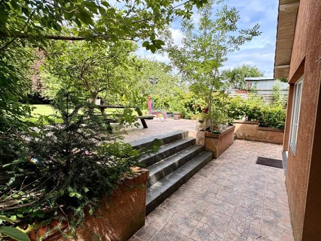 Maison 15 pièces 373 m²