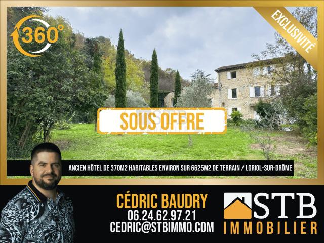 Maison 15 pièces 370 m²