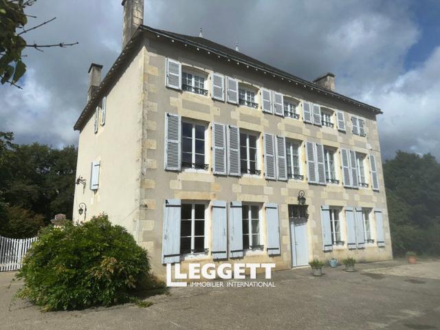 Maison 15 pièces 384 m²