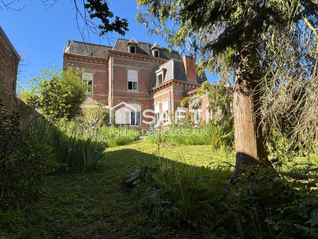 Maison 15 pièces 385 m²