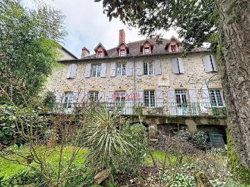 Maison 15 pièces 391 m²