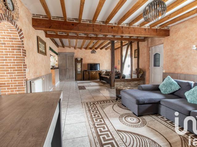 Maison 15 pièces 330 m²