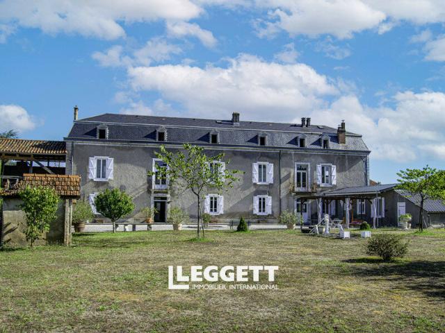 Maison 15 pièces 460 m²
