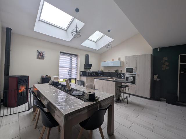Maison 15 pièces 486 m²