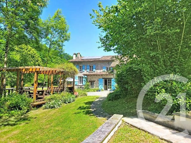 Maison 15 pièces 490 m²