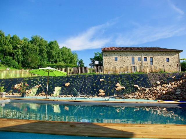Maison 15 pièces 400 m²