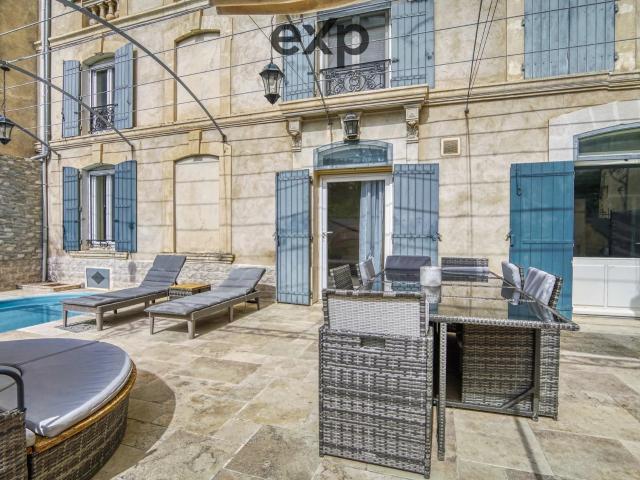 Maison 15 pièces 400 m²