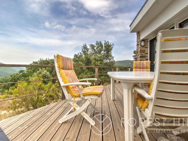 Maison 15 pièces 400 m²