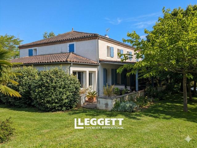 Maison 15 pièces 400 m²