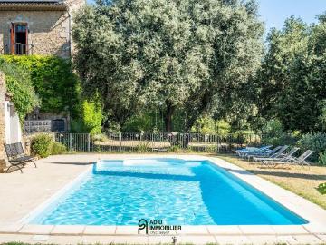 Maison 12 pièces 400 m²