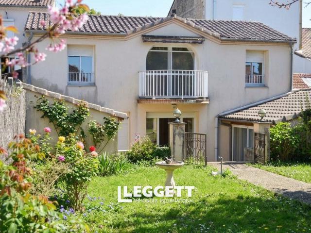 Maison 15 pièces 420 m²