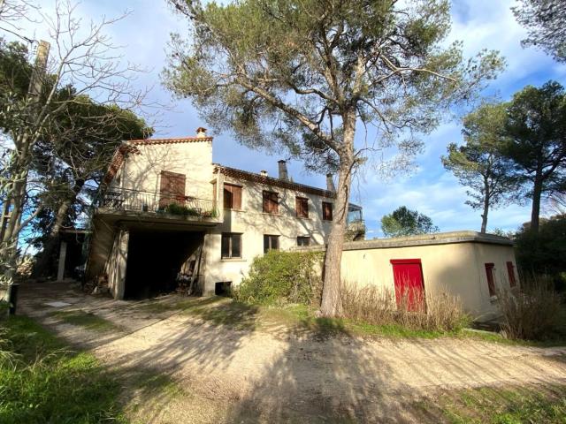 Maison 15 pièces 430 m²
