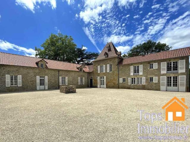 Maison 15 pièces 431 m²
