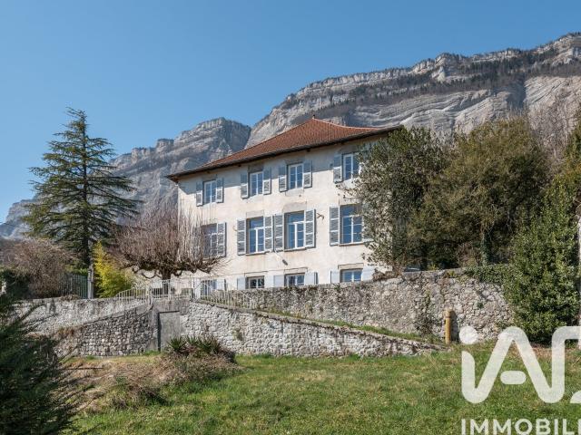 Maison 15 pièces 500 m²