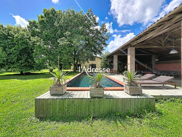 Maison 15 pièces 505 m²