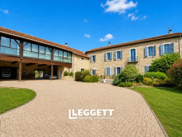 Maison 15 pièces 625 m²
