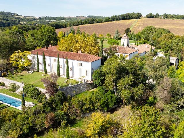 Maison 15 pièces 803 m²