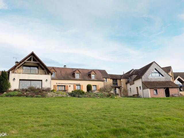 Maison 15 pièces 834 m²