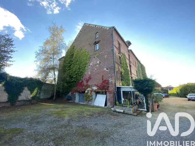 Maison 15 pièces 900 m²