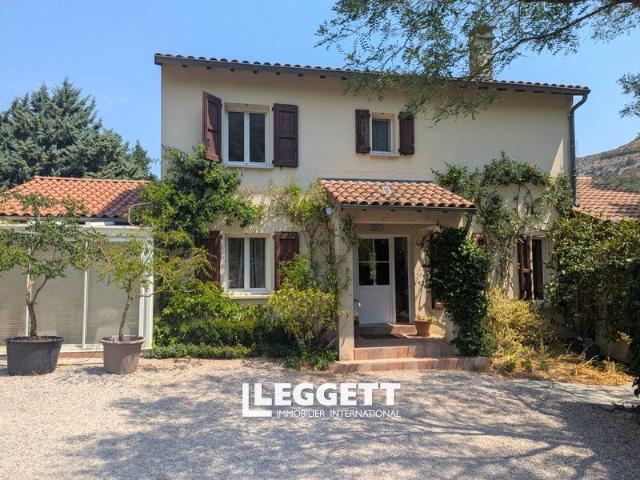 Maison 11 pièces 168 m²
