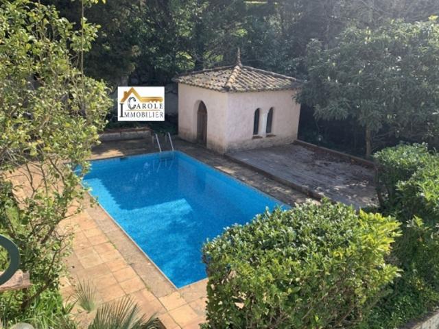 Maison 165.29m ²
