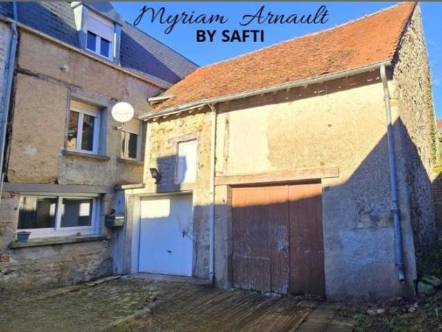 Maison 162 m², 2 garages, grange, puits, terrain