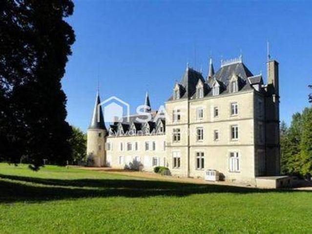 Maison 16 chambres, Sanssat Auvergne 03150 DS103617443