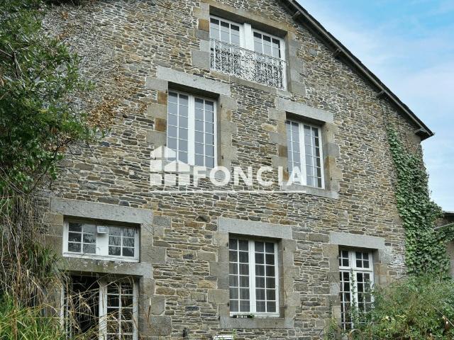 Maison 16 pièces 279 m²