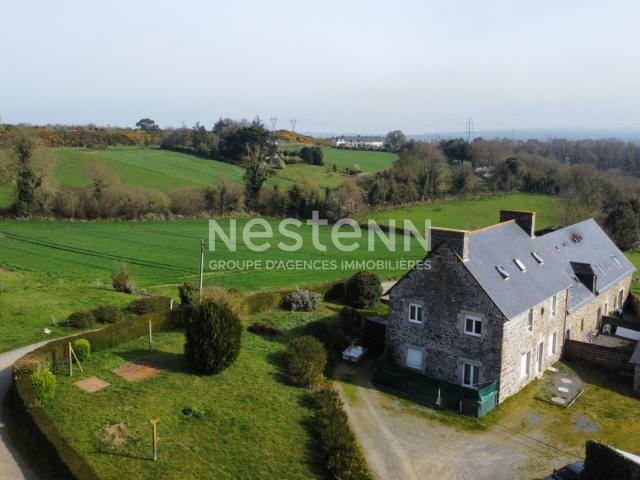Maison 16 pièces 346 m²