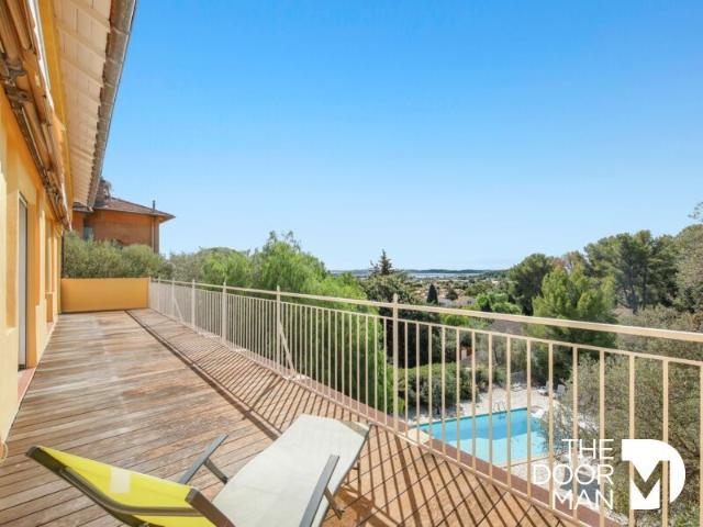 Maison 16 pièces 388 m²