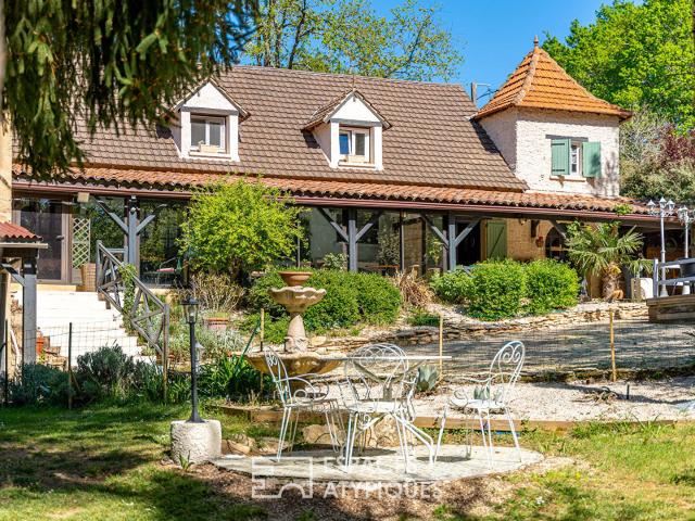 Maison 16 pièces 390 m²