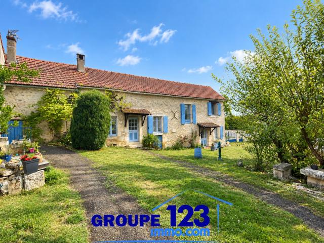 Maison 16 pièces 390 m²