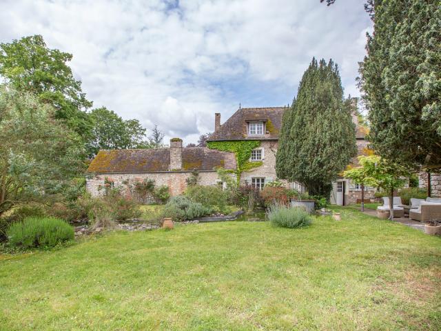Maison 16 pièces 392 m²