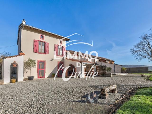 Maison 16 pièces 394 m²