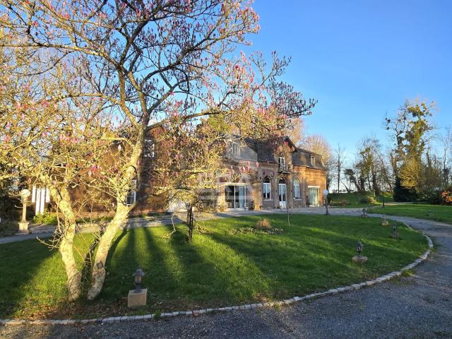 Maison 16 pièces 399 m²