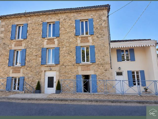 Maison 16 pièces 302 m²