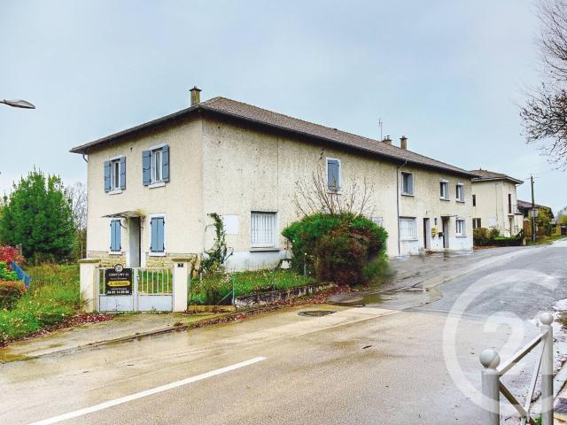 Maison 16 pièces 305 m²