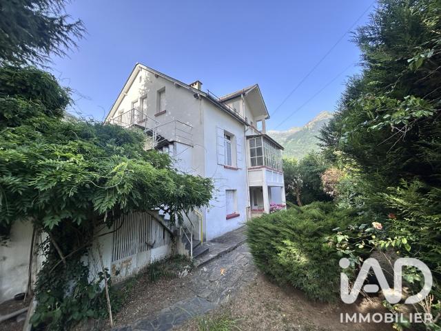 Maison 16 pièces 313 m²