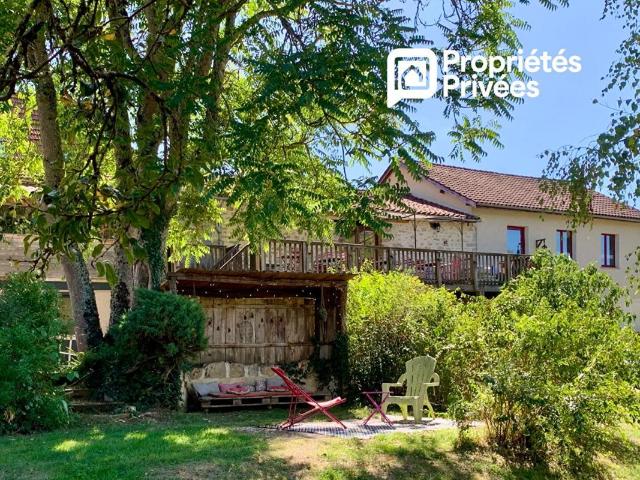 Maison 16 pièces 440 m²
